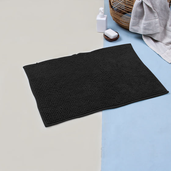 Aquamarine bath mat